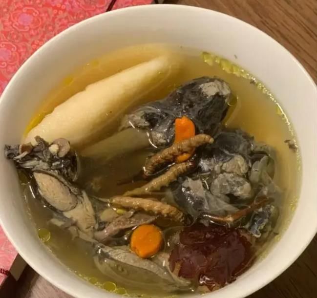 冬蟲(chóng)夏草和哪些食材可以一起煲湯？