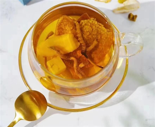 冬蟲夏草營養(yǎng)酒的制作方法 冬蟲夏草怎么泡酒？
