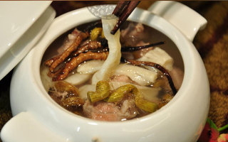 冬蟲(chóng)夏草怎么熬粥好喝？3 種經(jīng)典做法 + 口感秘訣